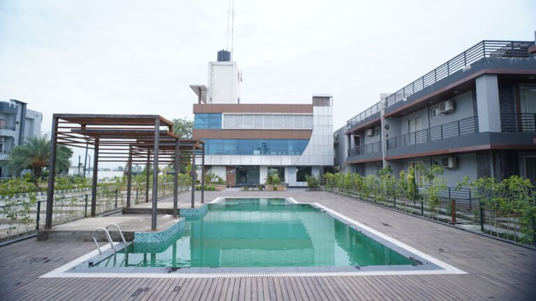 Swimming Pool of Emerald Riviera